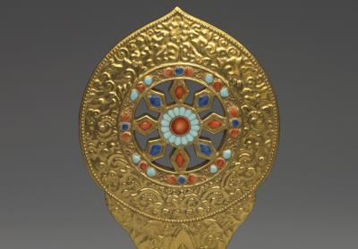 图片[2]-Gilt porcelain monstrance with the Wheel of the Law/ Dharmachakra in fencai painted enamels, Qing dynasty, Jiaqing reign (1796-1820)-China Archive